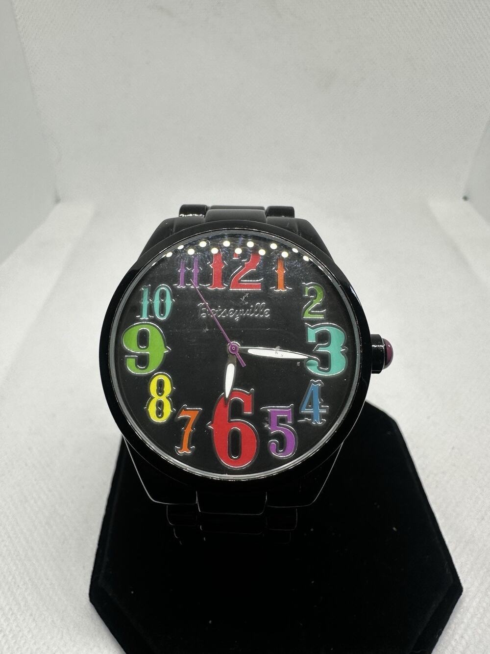 Betseyville Womens Watch 41mm Silver Stainless Steel Crystal Black Dial Quartz